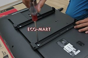 Hướng dẫn cách lắp đặt giá treo tivi LCD, LED